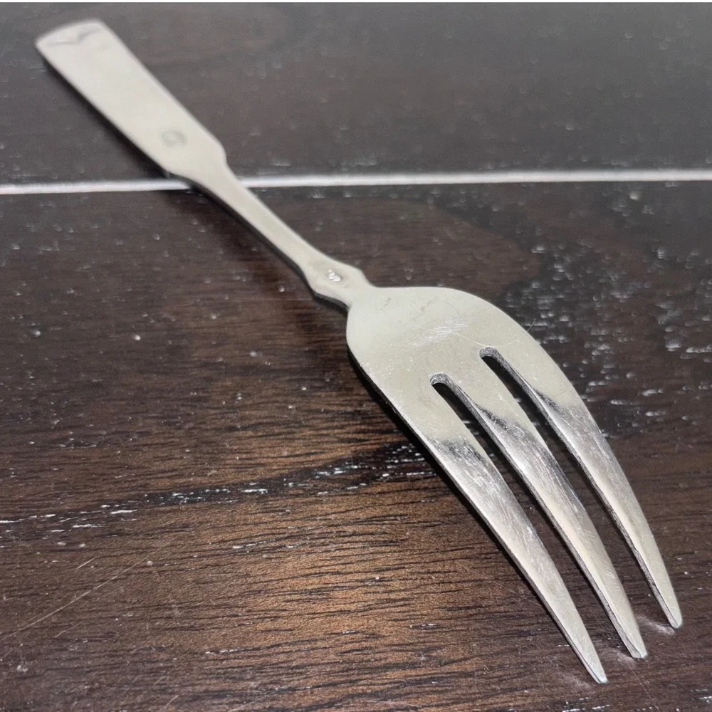 Vintage | 40 Silver‎ Plated B11 | 3 Tine Dinner Fork | Fiddle Handle | 8